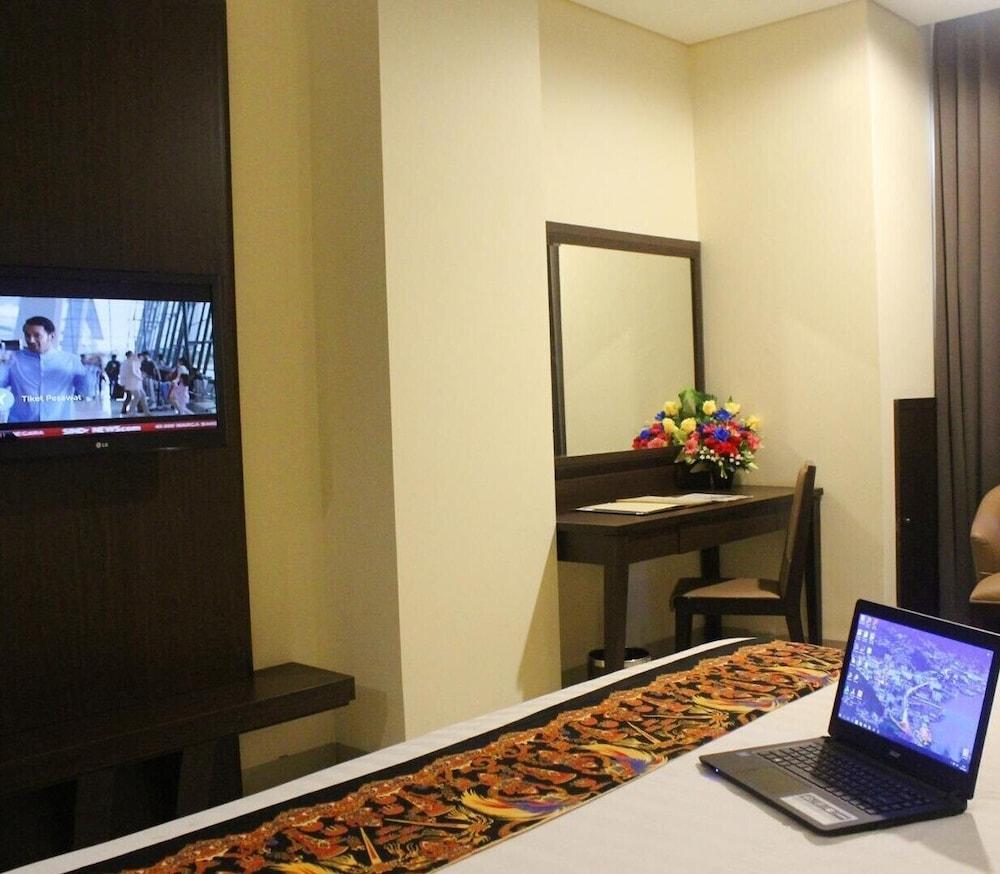 Grand Abe Hotel Jayapura Zewnętrze zdjęcie