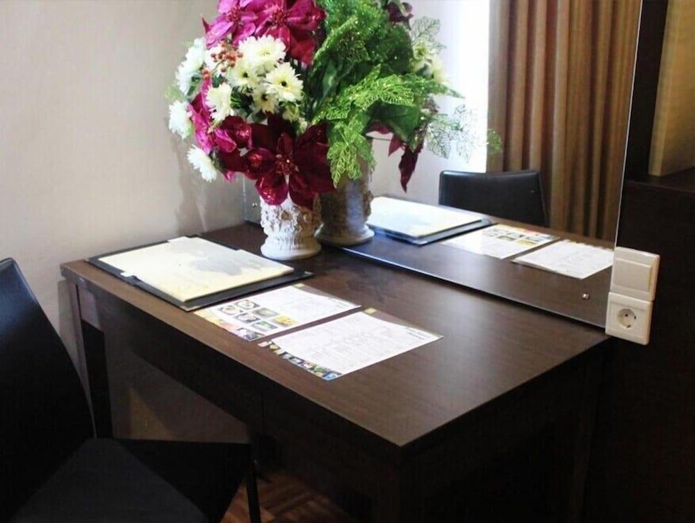Grand Abe Hotel Jayapura Zewnętrze zdjęcie
